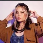 Kinah's Instagram profile picture.