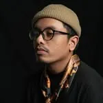 Fatroach's Instagram profile picture.